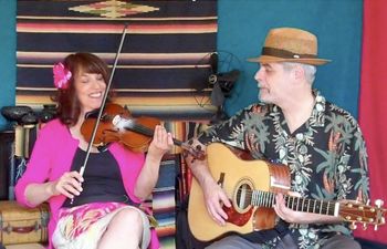 Margey Peters and Brad Vickers go acoustic
