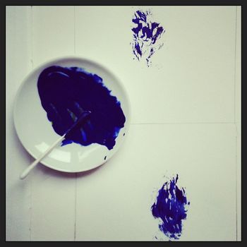 Blue's foot prints
