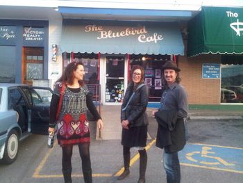 Audrey Auld, Rob Chalklen and Chris Parkinson before our gig at the famous "Bluebird Cafe" Nashville. Thanks Audrey!
