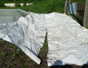 Woven landscape fabric - cutting the mini bulk bag