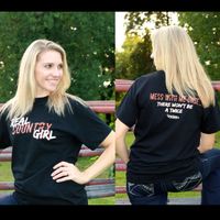 "Real Country Girl" REGULAR FIT T-shirt