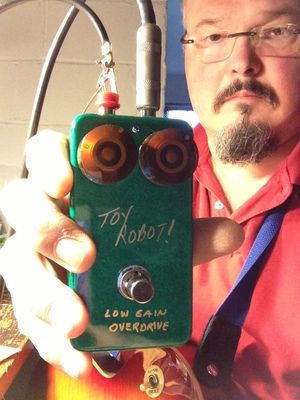 Greg Lounsberry with the Toy Robot low gain FET/ germanium (diode) overdrive.