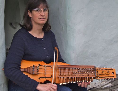 Laurie's nyckelharpa (Swedish keyed fiddle)