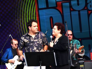 George, Rob Paparozzi, Phoebe Snow, Steve Cropper and Pancho Morales.
