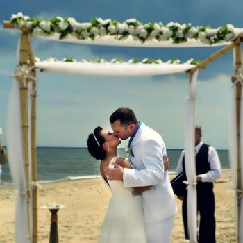 Ceremony of Mr and Mrs Nazarovicth on the beach.
