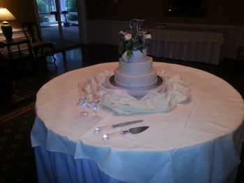 Wedding cake from the Petersburg Country Club 2014
