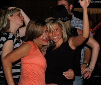 Nothing better than the ladies lettin loose!
