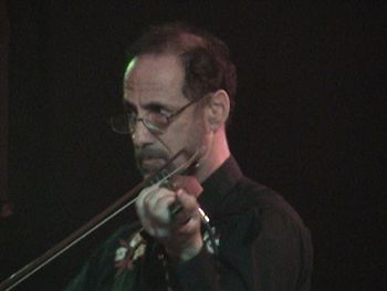 Tomas on fiddle
