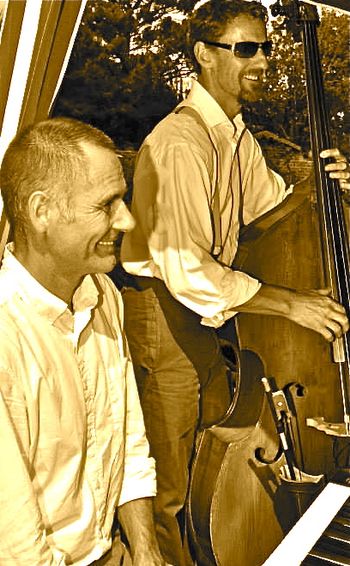 Mike Carey on keyboards & Mike Comber on double bass
