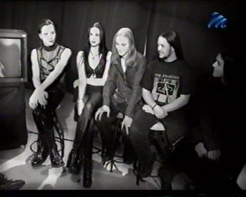 On the set of "Live @ 5" 1999
