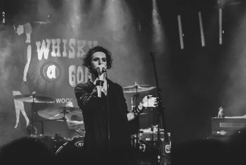 Live at The Whisky A Go-Go , Los Angeles, USA (2018). [Photo by Anabel DFlux]
