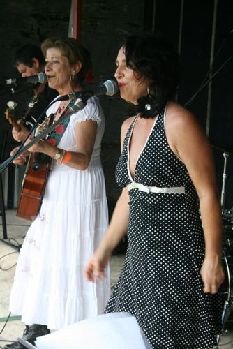 Doing our thing at the Memories of Slim Dusty festival with Kathryn Jones, Oct, 2011
