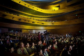 Audience at Wuxi Grand Theatre
