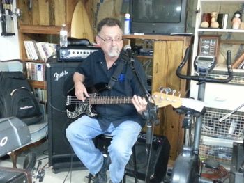 Bass Master Jeff M. laying down the groove for Hacienda del Blues.
