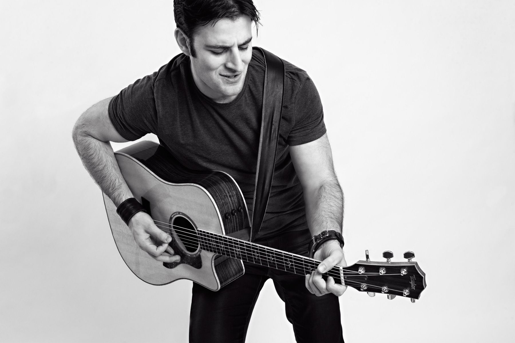 Sheldon Low: The Inspiring Biography of a Musical Icon